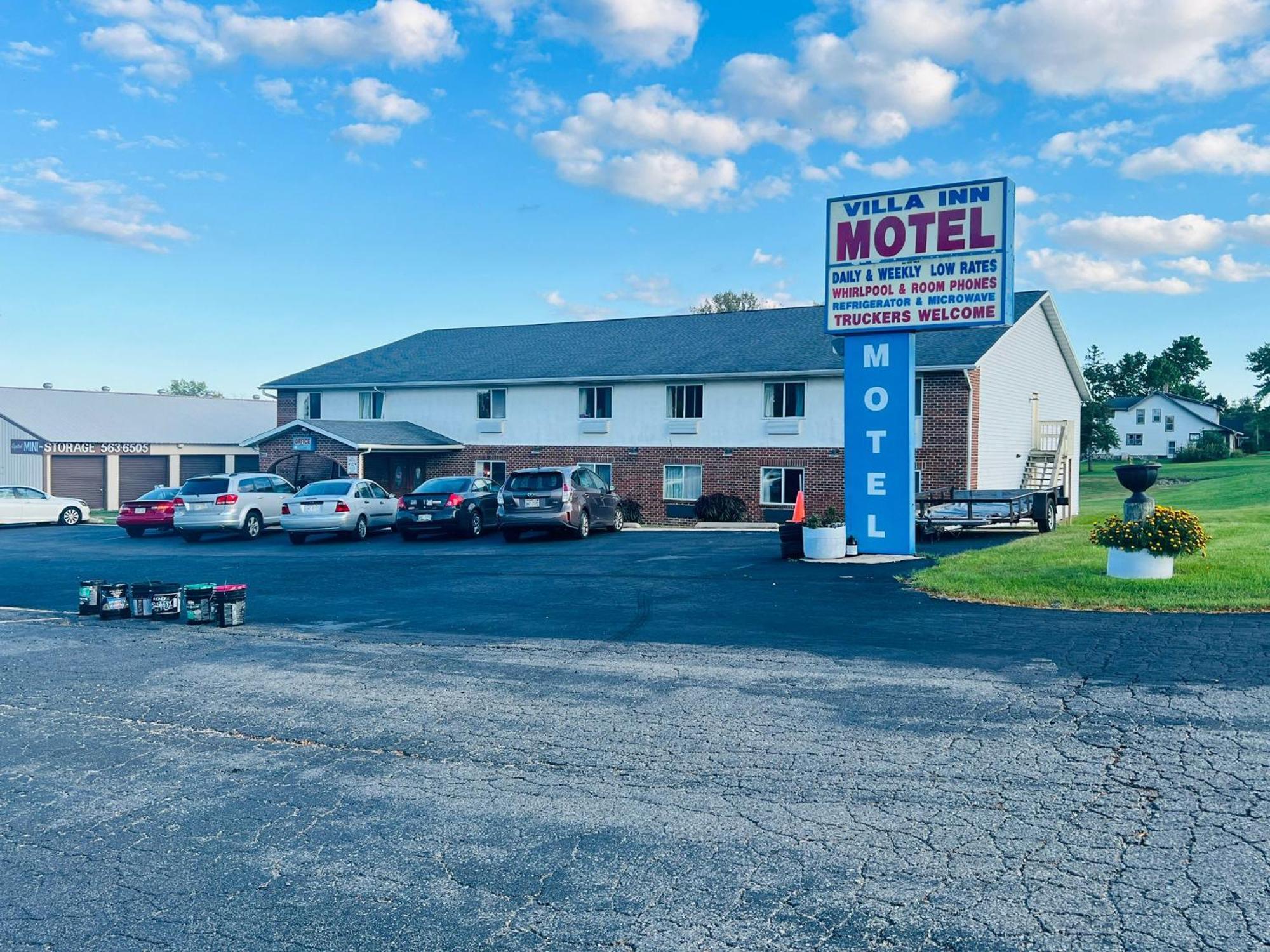 Villa Inn Motel Near Hwy 12 Wi Capital O Fort Atkinson Luaran gambar